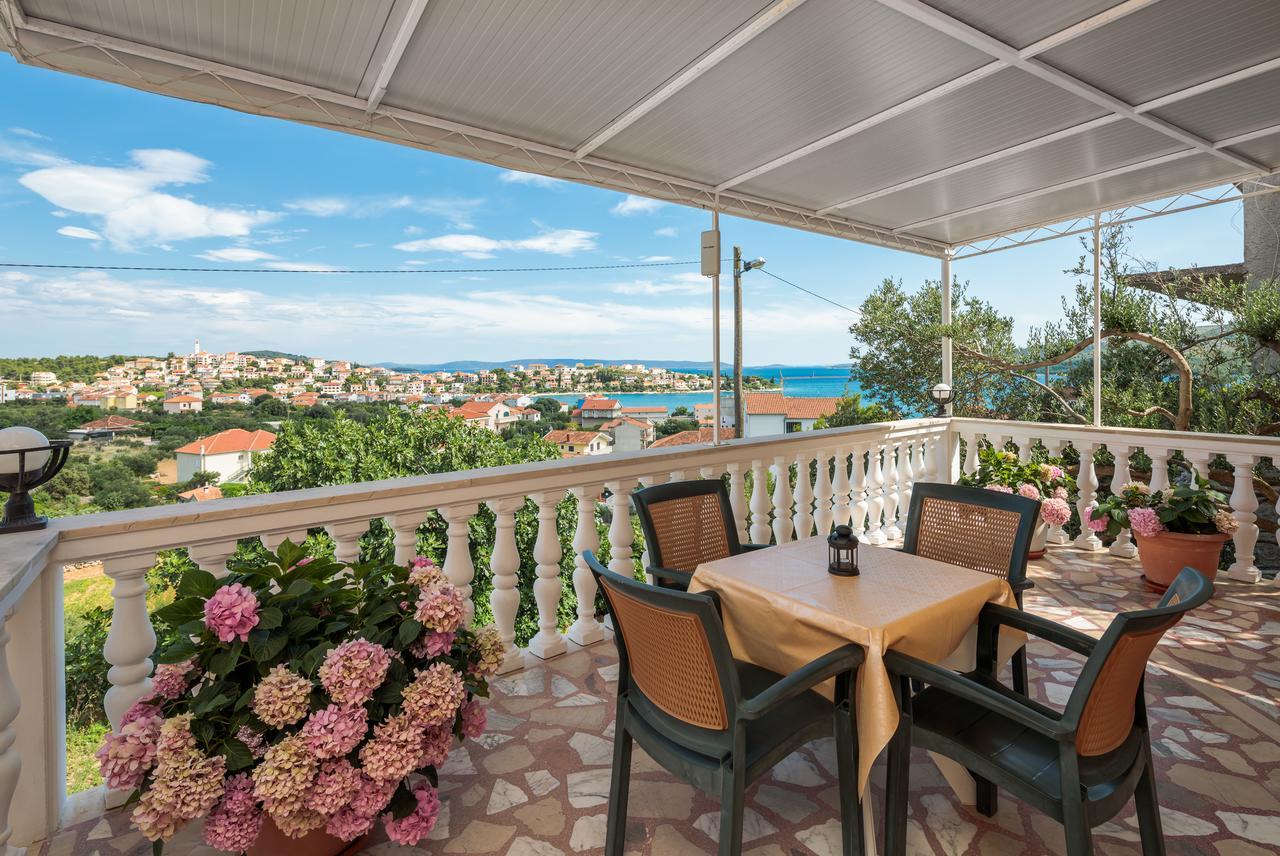 Apartments Loncar Сегет-Враниця Екстер'єр фото