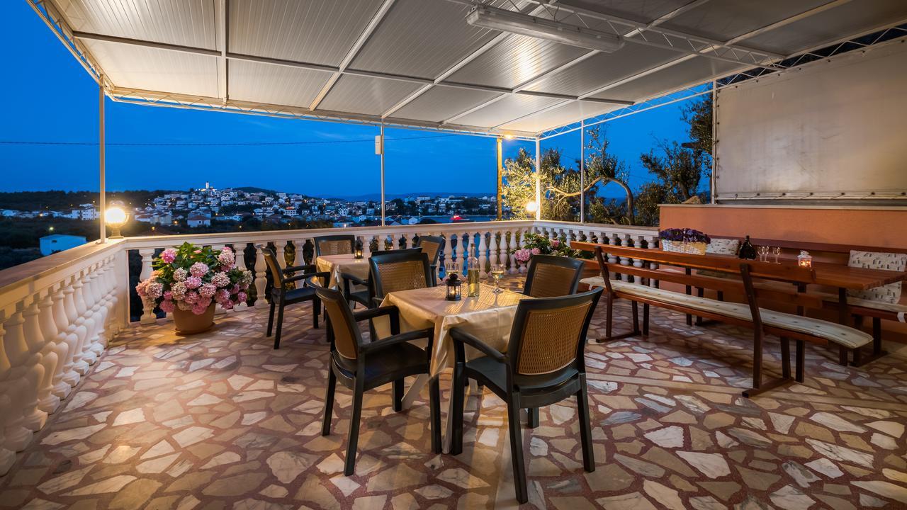 Apartments Loncar Сегет-Враниця Екстер'єр фото